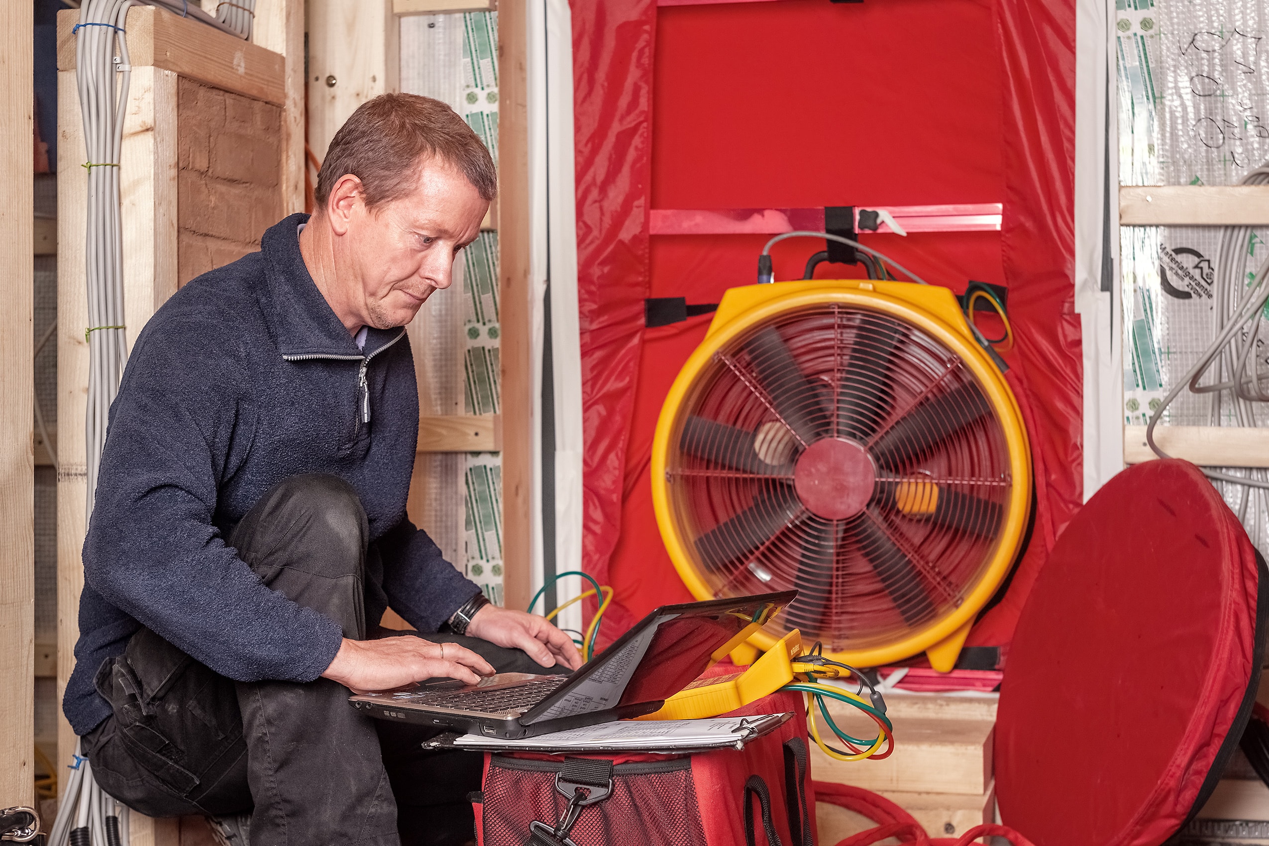 Le test Blower Door expliqué : comment mesurer l'étanchéité de votre maison